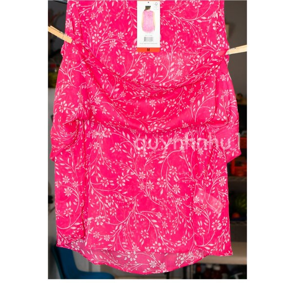 Cristina B Ladies' Sleeveless Blouse - Picture 8 of 8